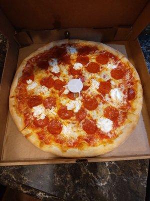 8 cut pepperoni and ricotta