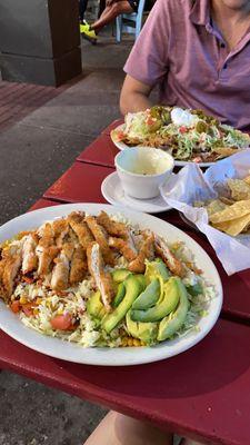 Avocado salad with crispy chicken and Pablo's nachos