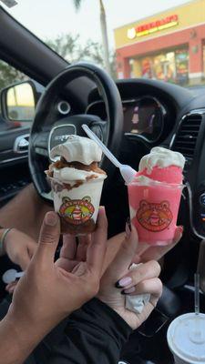 Root beer and vanilla gelato & cotton candy and vanilla Gelati