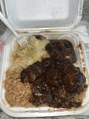 oxtail plate. Cant remember which size.