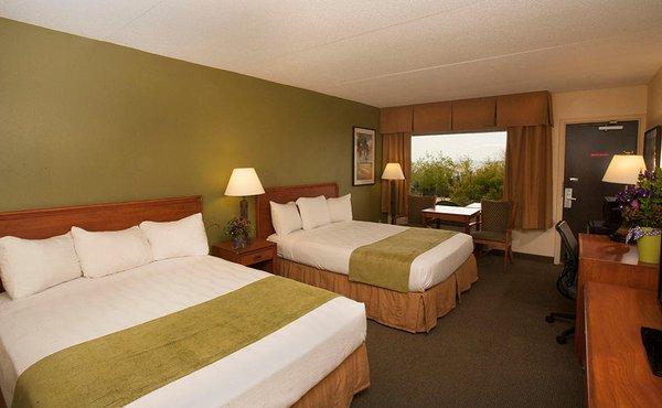 Two Queen Lakeview Guest Room with Balcony Overlooking Lake Superior.