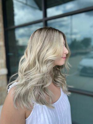 Blonde beautiful locks after Min's balayage