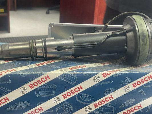 Genuine Bosch QSK Injectors are available from UDS.