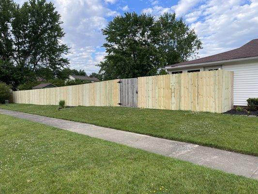 R & T Fence Company