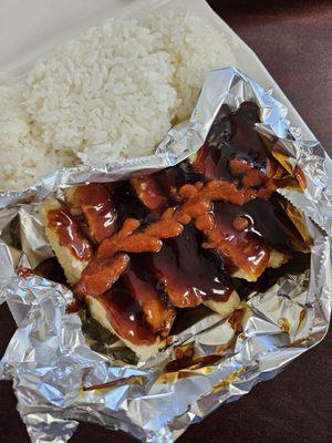 Really tasty tofu teriyaki! (I added Sriracha on top)