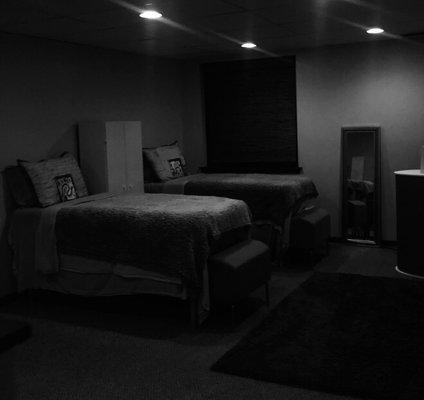 CM Massotherapy  Couples Massage Room