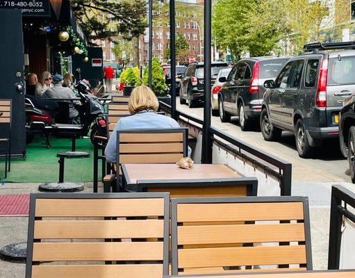 Al fresco seating