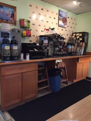 Clean place.  More than the standard coffee brew.  No tip required.  No free refills.