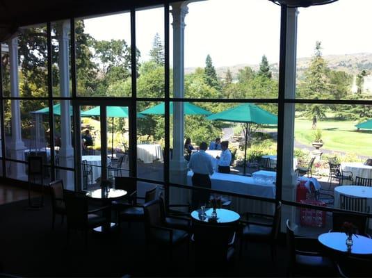 The Lounge overlooking the golf course