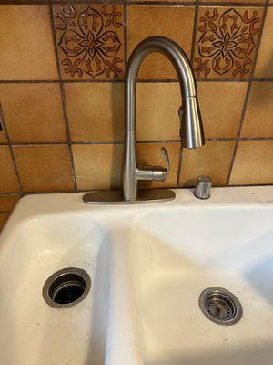 Kitchen faucet replacement