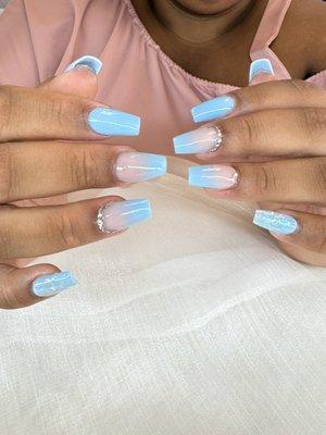 Blue nails design