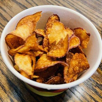 House made chips given at the beginning of the meal (they have a kik to them!)