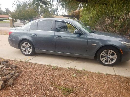 My car2010bmw528xi sold while at Scott's motor Werks, posted on Nextdoor. Owner will not give me, old lady  my money.