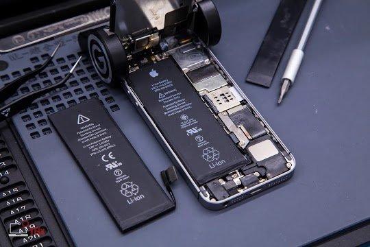 Apple iPhone Battery Replacement