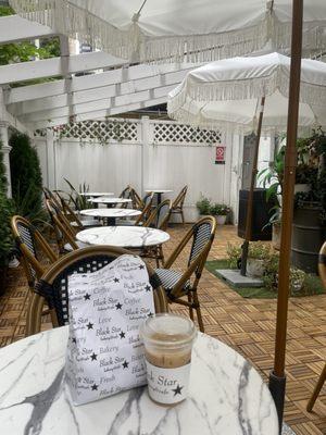 Outdoor patio seating area. So lovely.