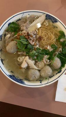 Combination Noodle Soup no shrimp, extra meatballs