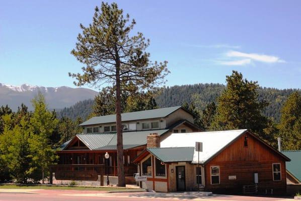 Eagle Fire Lodge & Conference Center