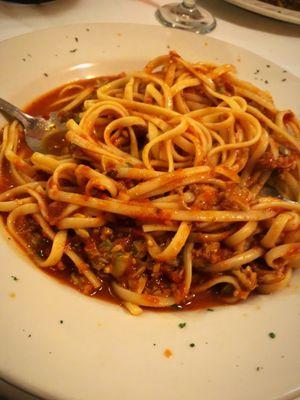 Linguine with red clam sauce