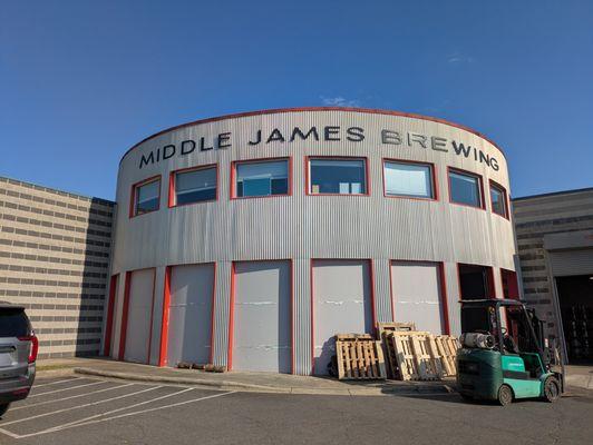 Middle James Brewery, Pineville