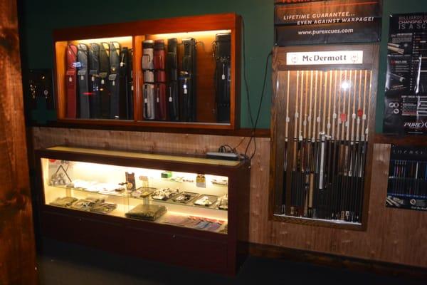 Cues, Cases & Billiard Supplies