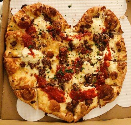 Meatball ricotta pizza