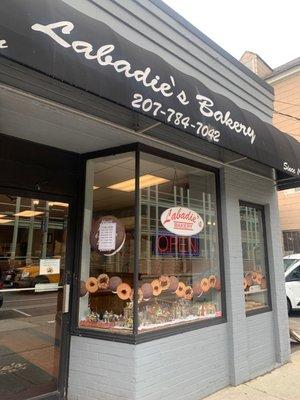 Labadie's Bakery