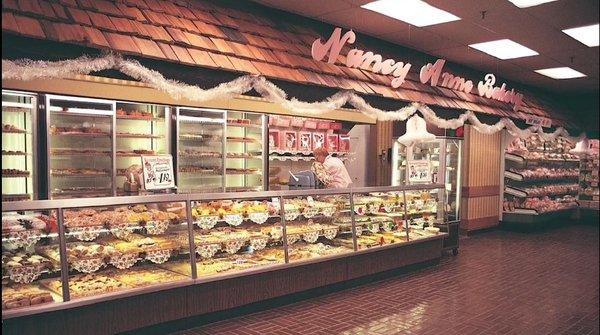 Nancy Anne Bakery Section at Schnucks, 1991