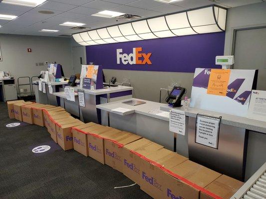 FedEx Ship Center