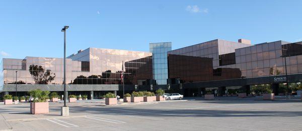 Thomas Law Office, PLC is located in Phoenix, on Tatum Boulevard just south of Cactus Road