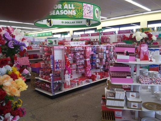 Vday setup for the yeat 2020. A lot of good items.