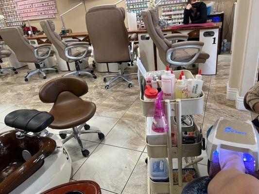 Nail salon, pedicure