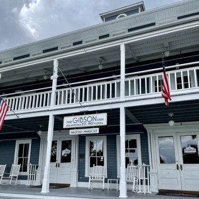 The Franklin is located inside the Gibson Inn, as is the delightful Parlor Bar.