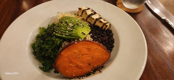 Macro Bowl: Adzuki Beans, Brown Rice, Sauerkraut, Avocado, Sweet Potatoes, Kale (w opt Tofu)