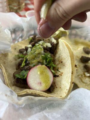 Tacos con Lengua