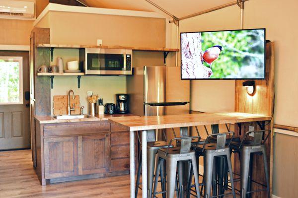 Interior photo of waterfront cabins at Son's Rio Cibolo near San Antonio.