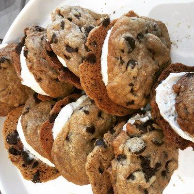 Ricotta Stuffed Chocolate Chip Cookies