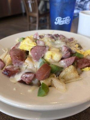 Breakfast bowl with kielbasa