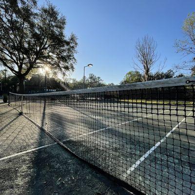 13 clay courts