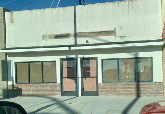 Bronze Aluminum Storefront and Doors