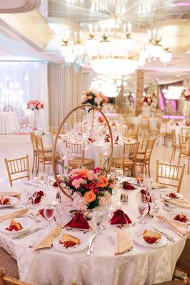 Tall ring centerpiece