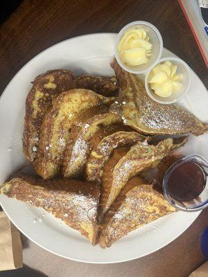 Cinnamon French Toast With Butter and Syrup