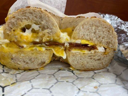 BACON EGG AND CHEESE EVERYTHING BAGEL