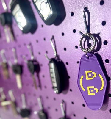 iLocks keeps a vast inventory of car keys & FOBs in stock