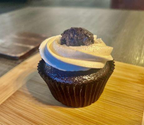 Ube cupcake