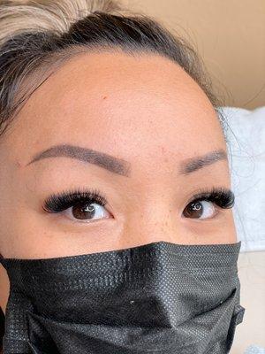 Volume eyelash extensions