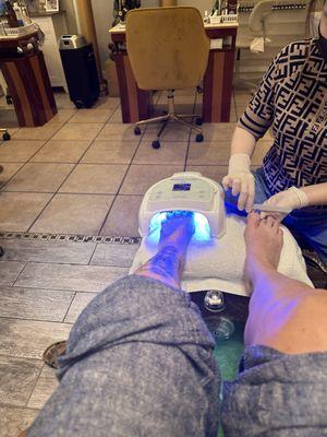 Pedicure time.