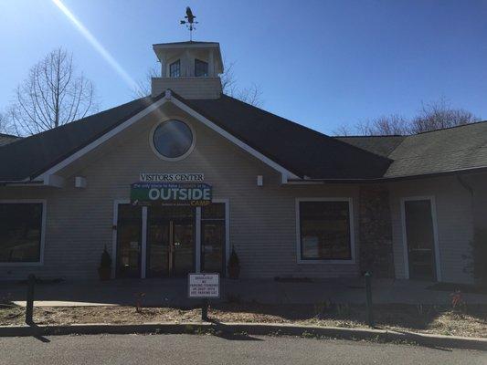 New Canaan Nature Center