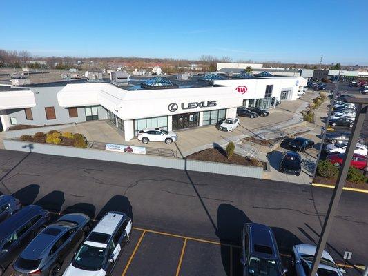 Central includes Service Center, Parts Store, and Cafe.