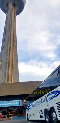 Chicago Classic Coach at the Skylon Tower in Niagara Falls, Ontario, Canada