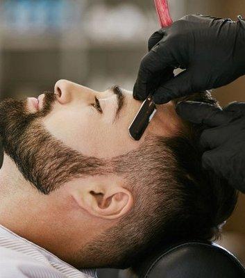 Beard Trim & Shaves Lake Forest- Men's Barbers